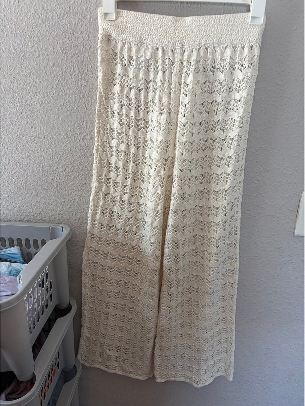 NWT Abercrombie & Fitch Crochet White Swim Cover Up Wide Leg Pants size S. - Picture 5 of 5